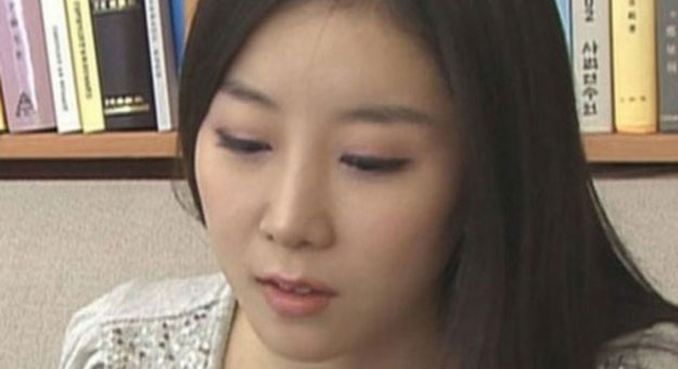 بالصور ,, مذيعة كورية تفسد وجهها بعد إجراء عملية تجميل