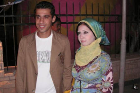صور زوجة اللاعب عبدالله السعيد , صور عبدالله السعيد مع زوجته