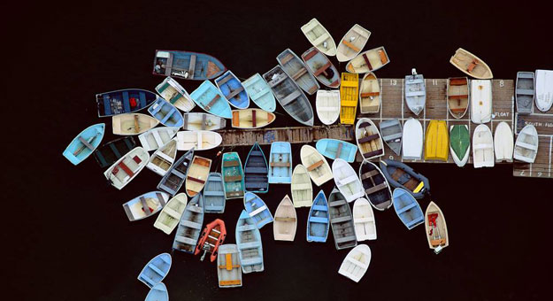 صور فوتوغرافية للمصور أليكس ماكلين ملتقطة من الاعلى لسطح الارض
