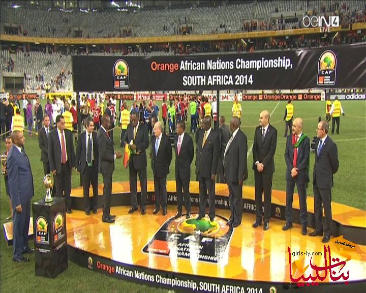صور لحظة رفع و تتويج المنتخب الليبي ببطولة أفريقيا للاعبين المحليين 2014