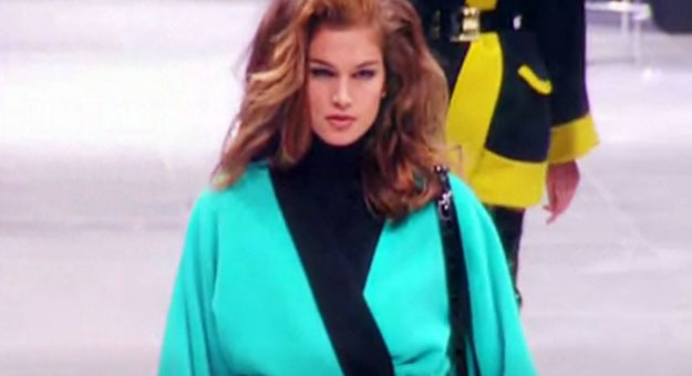 بالفيديو أجمل موضات ازياء وملابس التسعينات