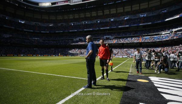 صور وداع جمهور ريال مدريد للمدرب مورينيو