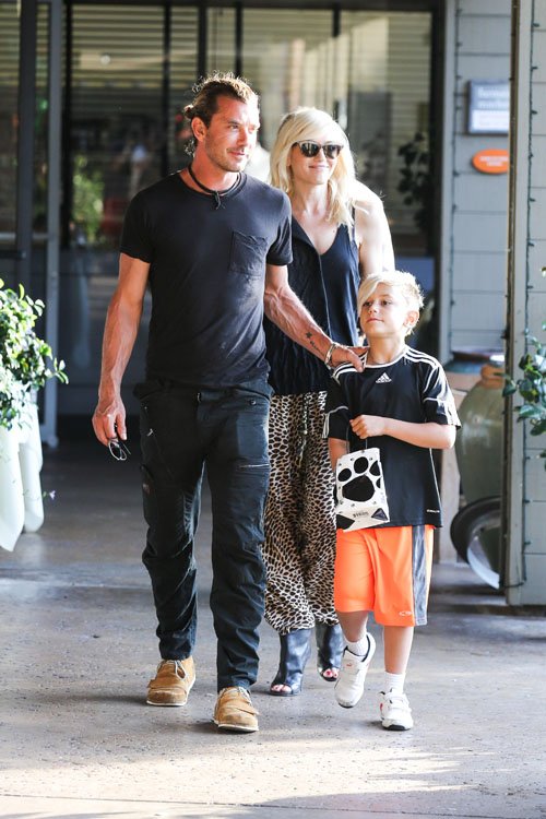 صور المغني الامريكي جوين ستيفاني - صور جوين ستيفاني مع عائلته