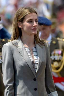 صور الأميرة ليتيسيا زوجة ولي العهد الإسباني - اناقة الأميرة ليتيسيا
