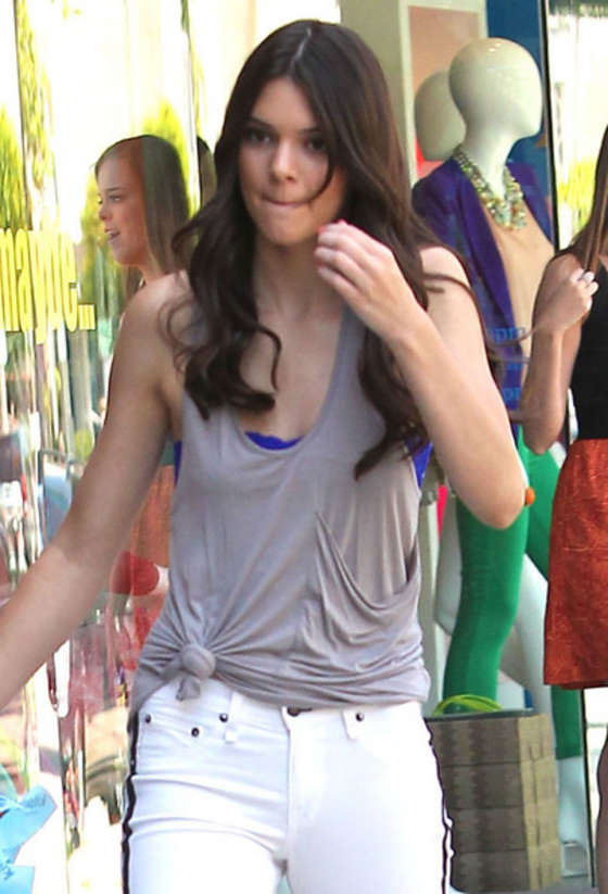 صور Kendall Jenner in tight white jeans in West Hollywood