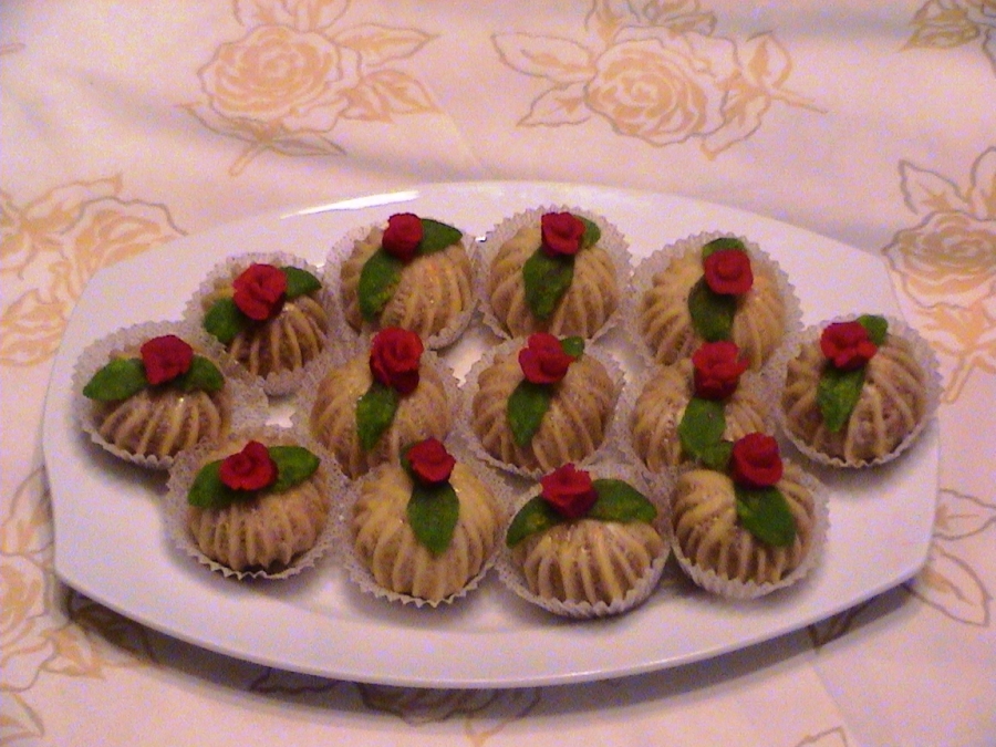 حلويات جزائرية للاعراس 2014 , بالصور حلويات جزائرية فخمة للاعراس 2014