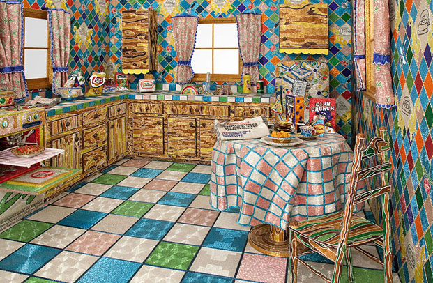 بالصور فنانة أمريكية تزيين مطبخها على طريقتها الخاصة