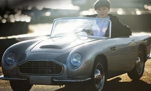 صور سيارة دي بي جونيور DB Juniors للاطفال