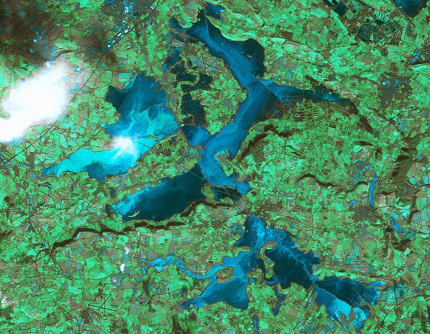 صور وفيديو فيضانات بريطانيا ملتقطة من الفضاء الخارجي