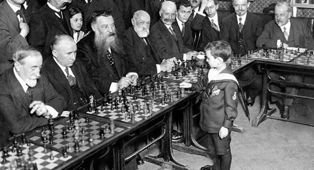 من هو أصغر لاعب شطرنج فى العالم ؟؟