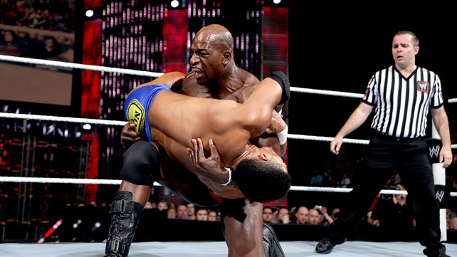 Titus O'Neil def. Darren Young, Elimination Chamber Matches Results 2014