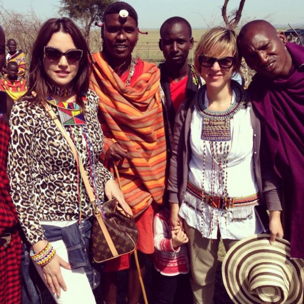 صور درة التونسية مع الزرافة في أدغال أفريقيا 2014 , صور رحلة درة التونسية الى ادغال افريقيا 2014