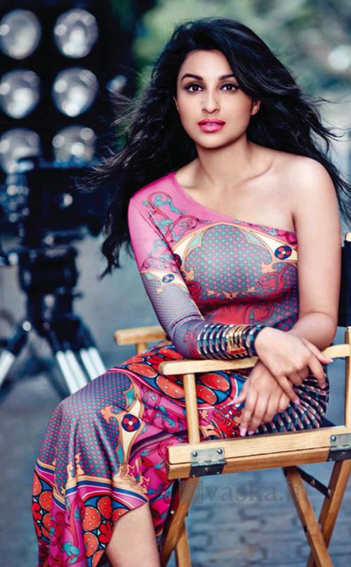 صور بارنيتي شوبرا على مجلة Vogue الهندية 2014