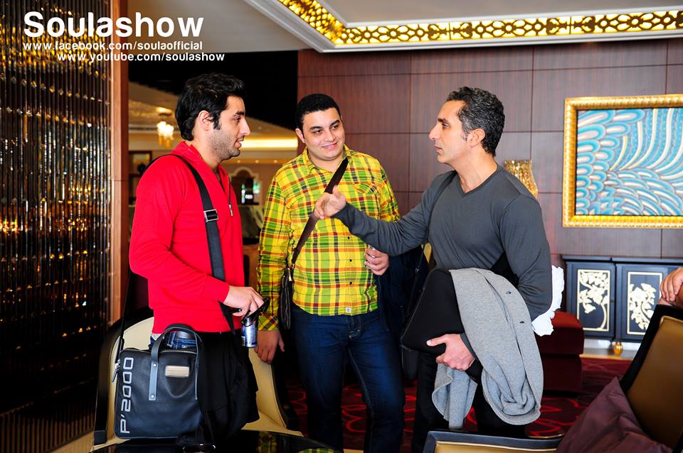 صور باسم يوسف مع أصالة نصري في كواليس برنامج صولا الموسم الثالث