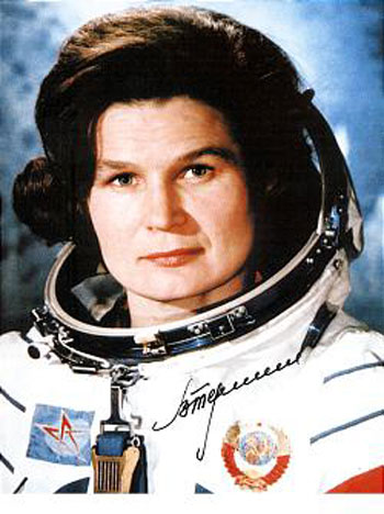 من هي أول امرأة صعدت للفضاء , من هي فالنتينا تريشكوفا , صور فالنتينا تريشكوفا