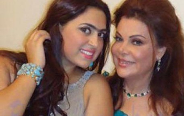 صور هديل ابنة الاعلامية صفاء ابو السعود 2014 , صور صفاء ابو السعود مع ابنتها 2014