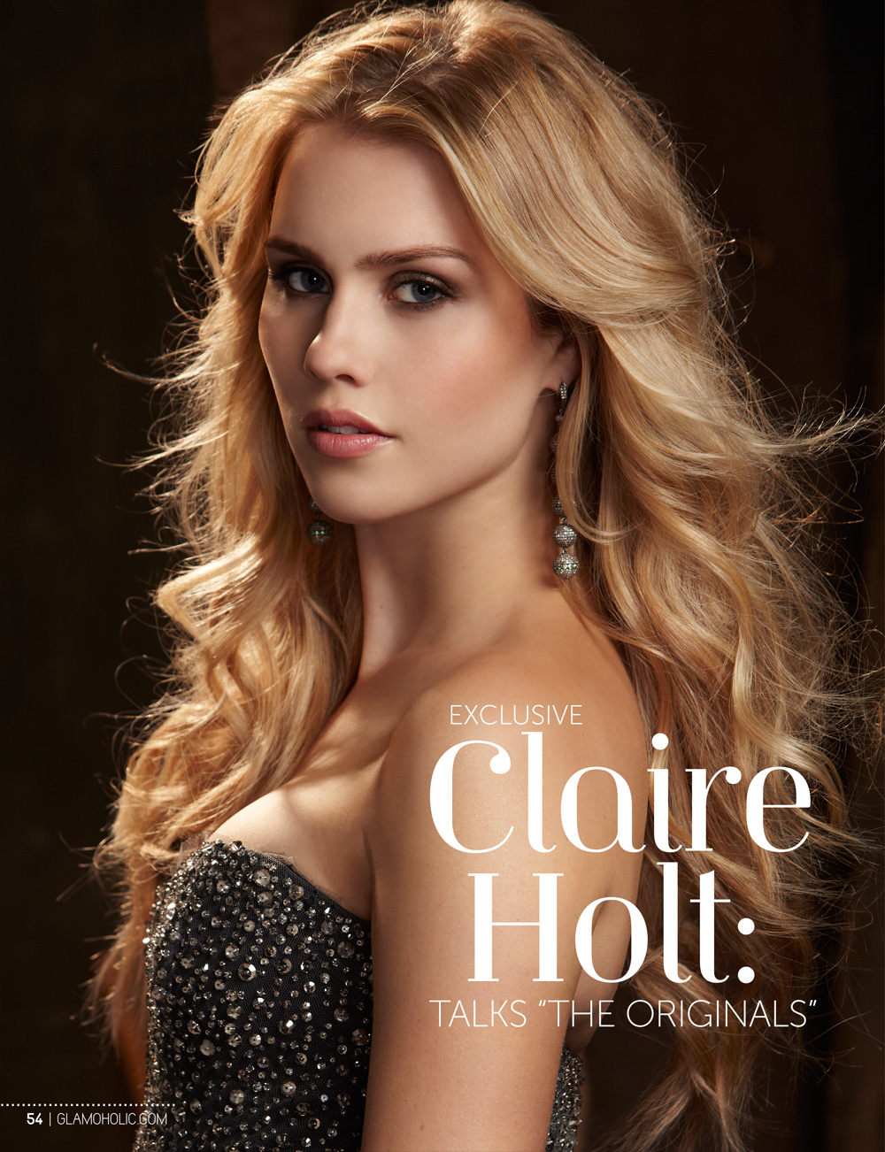 صور كلير هولت على مجلة GlamHolic أبريل 2014