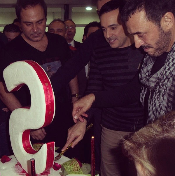صور صابر الرباعي وهو يحتفل بعيد ميلاده في كواليس برنامج The Voice