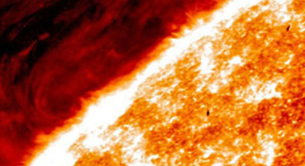 كم تبلغ درجة حرارة باطن الشمس 2014