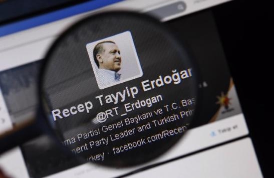 تويتر يرد على الحجب بسحب علامة التوثيق من حساب أردوغان