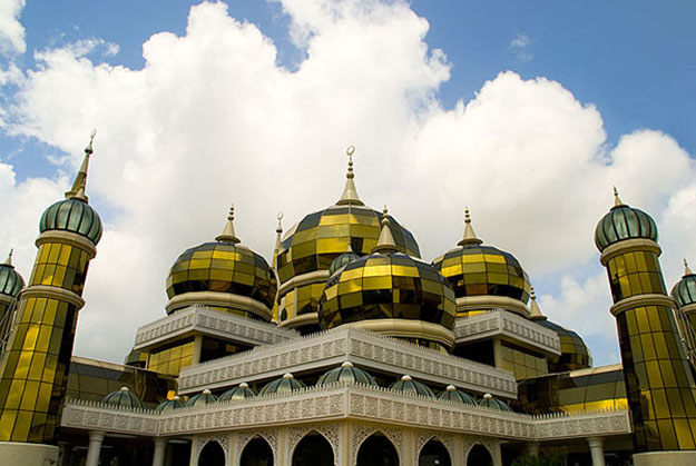 صور المسجد الكريستالي في مدينة كوالا ، معلومات عن المسجد الزجاجى 2014