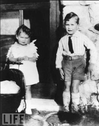 صور جورج بوش وهو طفل صغير ، صور جورج بوش في مرحلة الشباب