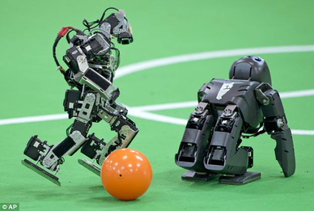 بالصور والفيديو أول كأس عالم للروبوتات في المانيا