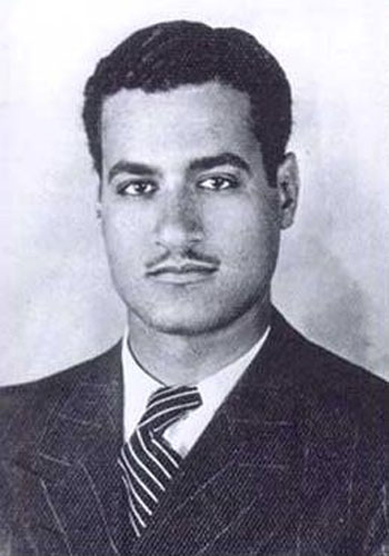 صور قديمة ونادرة للرئيس جمال عبد الناصر في مرحلة الطفولة والشباب
