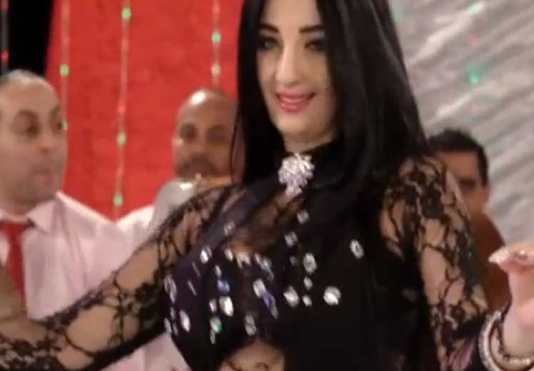 بالفيديو رقص صافيناز في اغنية زلزال محمود الليثى 2014 كامل