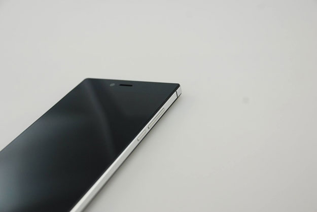 صور ومواصفات هاتف X8 الجديد من شركة iOcean