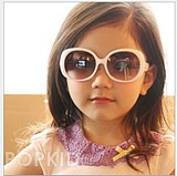 صور نظارات شمسية ملونة للاطفال 2014 ، أحلى كولكشن نظارات للاطفال 2015