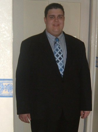 بالصور شاب بريطانى يخسر 127 كغ من وزنه خلال 18 شهر