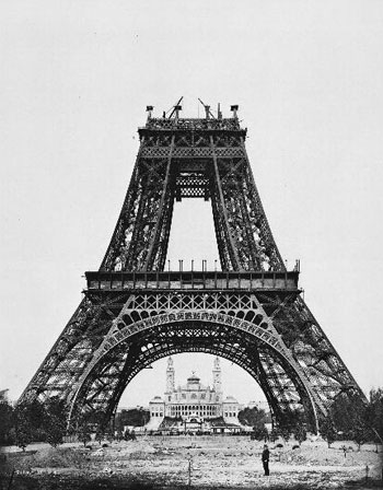 صور قديمة ونادرة لبرج إيفل في فرنسا 2014 ، بالصور معلومات عن برج إيفل 2015