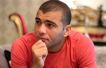 أسباب القبض على اللاعب عماد متعب اليوم 2014