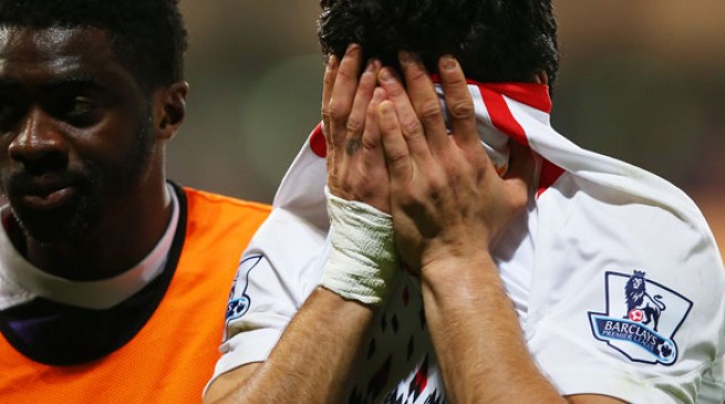 بالفيديو بكاء سواريز بعد ضياع لقب بطل الدوري من ليفربول 2014