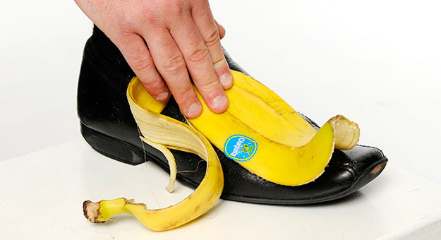 بالفيديو لمع حذاءك باستخدام قشر الموز , هل تصدق ؟