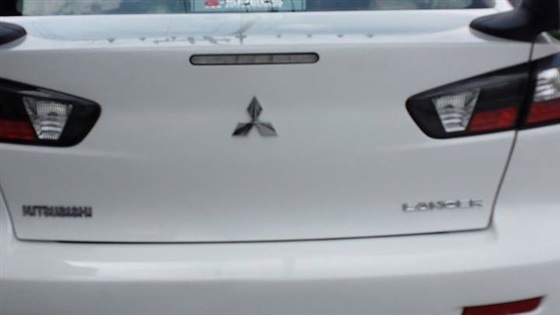 صور سيارة ميتسوبيشى لانسر SeanSam موديل 2010