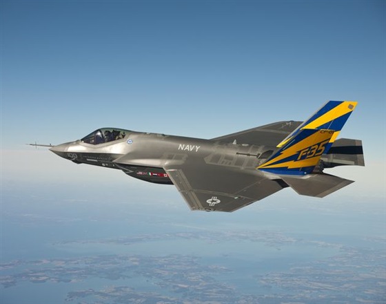 بالصور أفضل 10 طائرات مقاتلة في الجيش الأمريكي