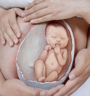 بالصور رسومات فنية على بطون الحوامل , ستثير دهشتك