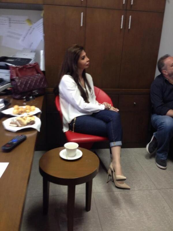 صور إليسا وهي تزور مقر الرئيس جعجع في معراب