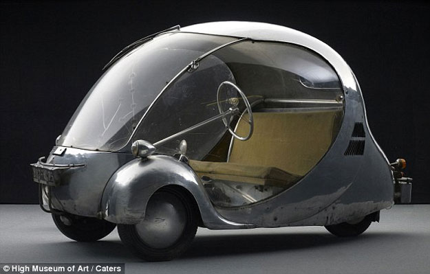 بالصور كيف تخيل العلماء شكل السيارات في المستقبل