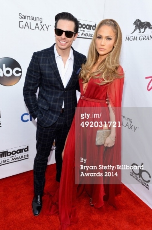 صور جنيفر لوبيز في حفل Billboard Music Awards 2014