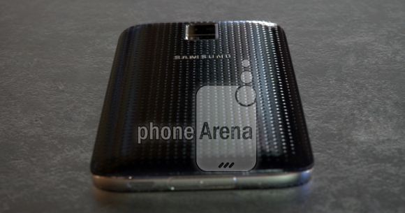 صور مسربة لهاتف هاتف Galaxy S5 Prime جديدة