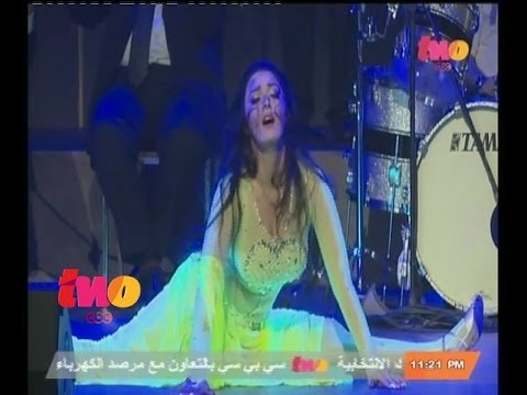 بالفيديو صافيناز ترقص على اغنية انت عمري في برنامج صاحبة السعادة 2014