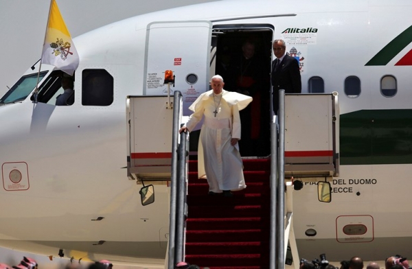 صور وصول البابا فرانسيس الأول الى الاردن اليوم السبت 24-5-2014