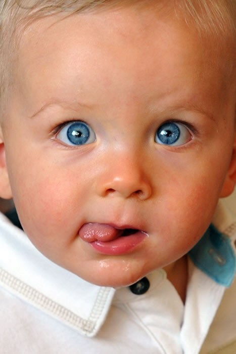 صور اطفال مولودة بعيون زرقاء 2014 , صور اطفال كيوت 2015 , اجمل صور الاطفال 2015