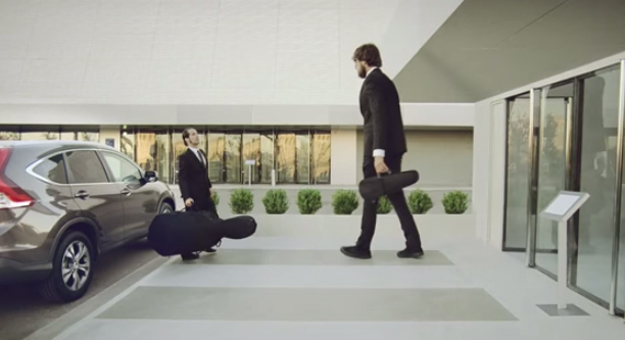 بالفيديو خدعة بصرية رائعة في اعلان شركة هوندا honda