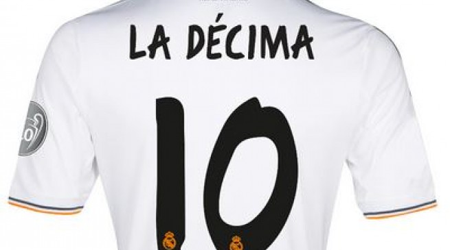 صورة القميص التذكاري لنادي ريال مدريد بمناسبة فوزه العاشر في دوري أبطال أوروبا 2014