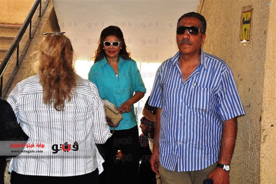 صور صفاء أبو السعود وهي تدلي بصوتها في الانتخابات الرئاسية 2014