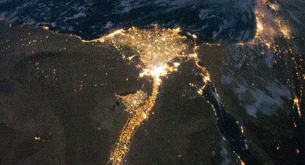 بالفيديو لقطات مصورة لمصر من الفضاء 2014